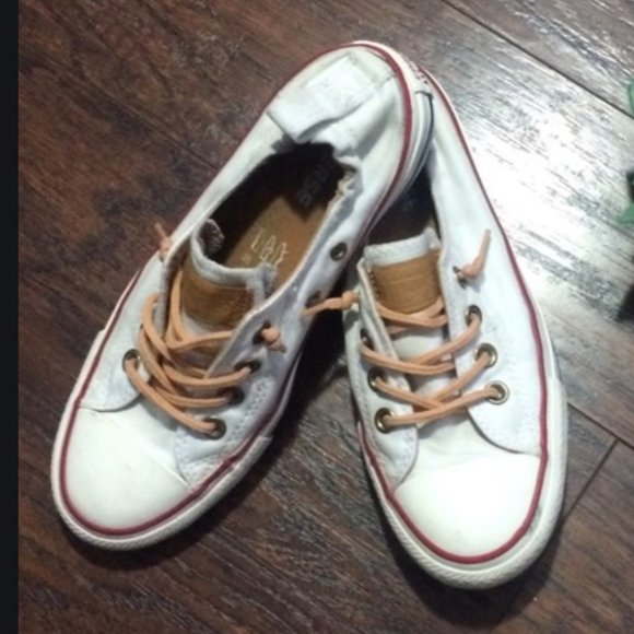 leather shoreline converse